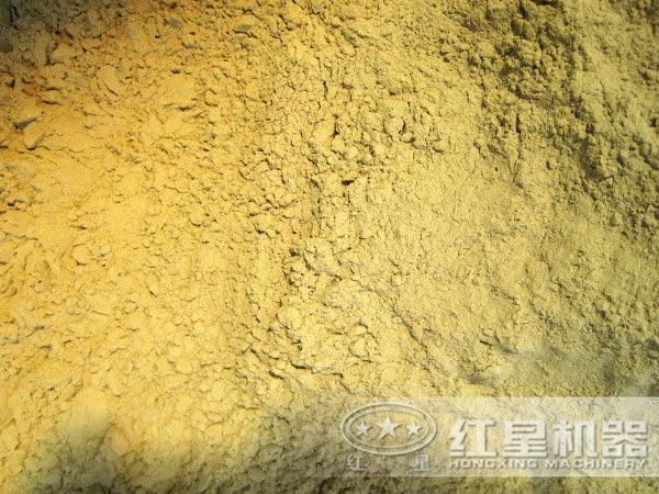 天然膨潤土